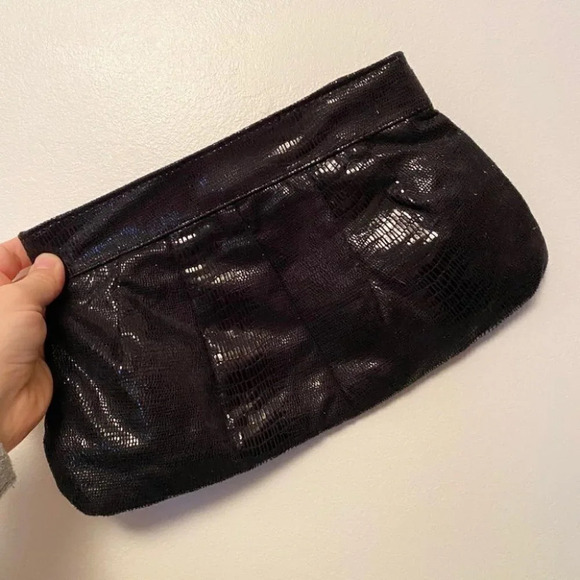 GAP - Faux Snakeskin Clutch - Picture 1 of 4